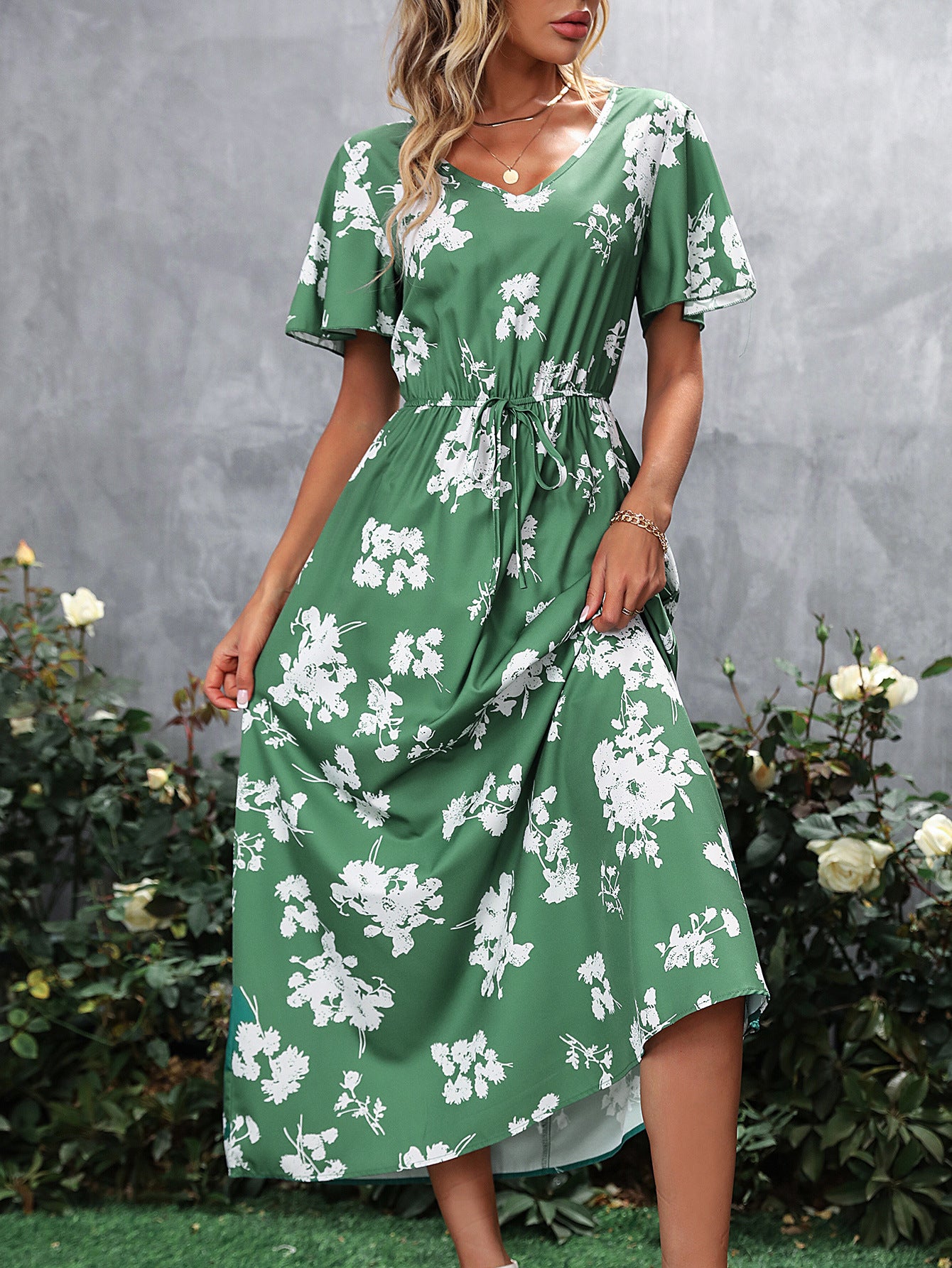 Robe maxi décontractée pour femmes avec motif floral et taille élastique Chic und Stil