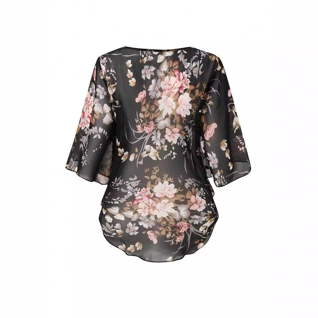 Blouse en chiffon pour femmes avec des manches volantes et un motif floral Chic und Stil
