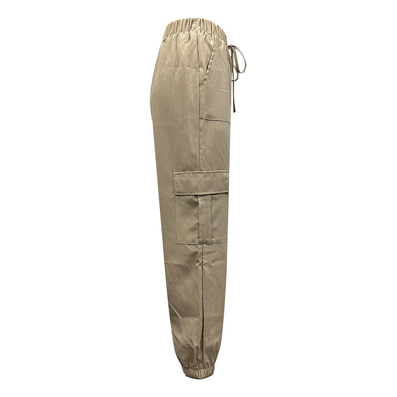 Pantalon cargo pour femmes avec taille élastique et poches pratiques Chic und Stil