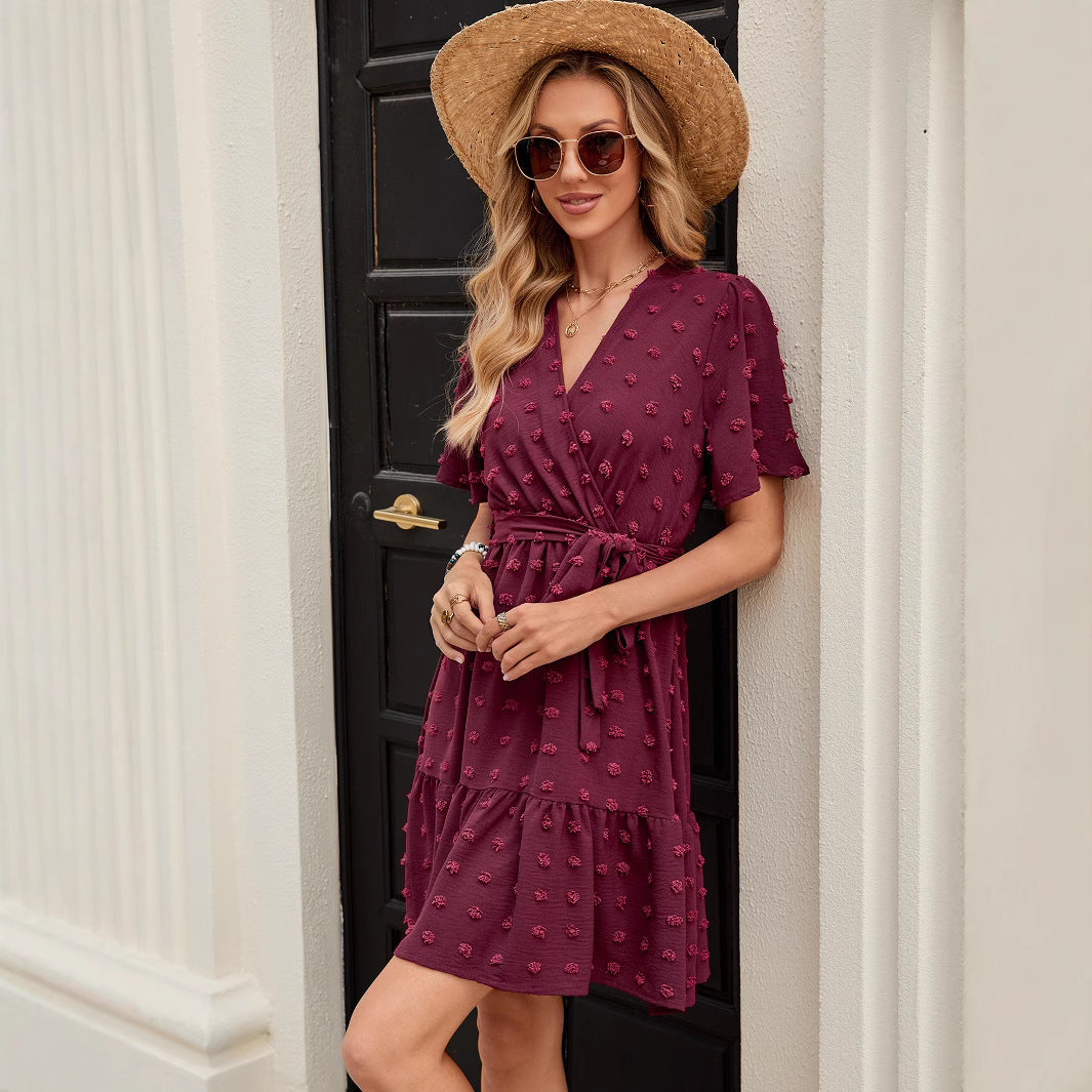 Robe portefeuille femme à décolleté en V avec ceinture à la taille et tissu texturé Chic und Stil