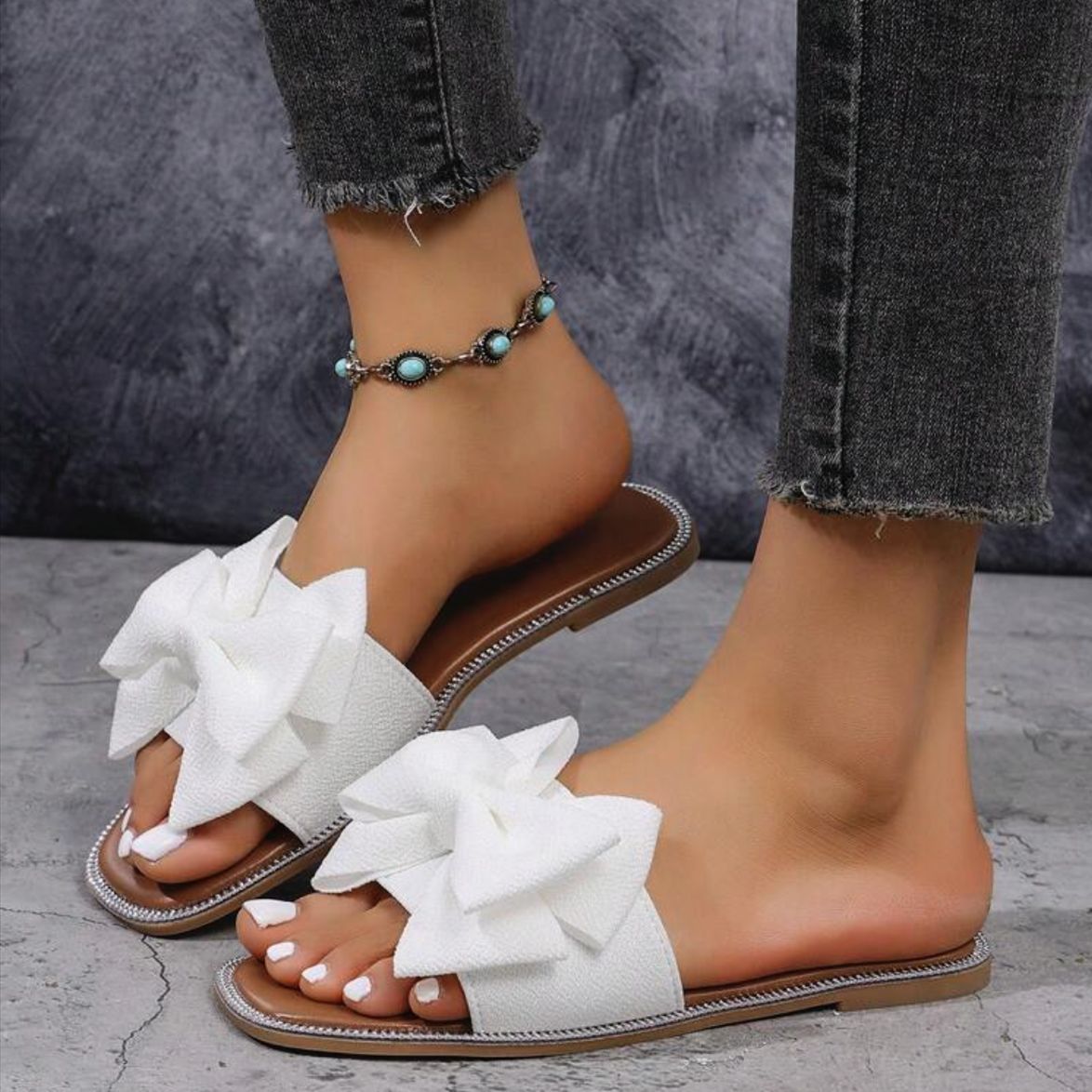 Sandales à glissière à accent nœud pour femmes Chic und Stil