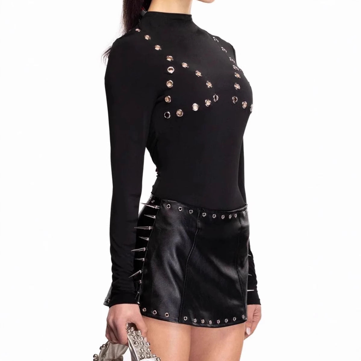 Body pour femmes avec des clous décoratifs et manches longues Chic und Stil