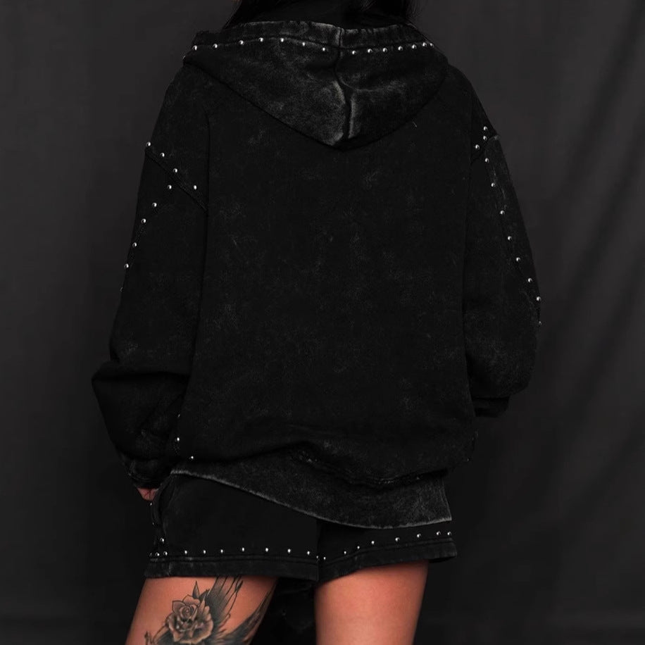 Veste à capuche pour femmes avec ornements en clous et coupe décontractée Chic und Stil
