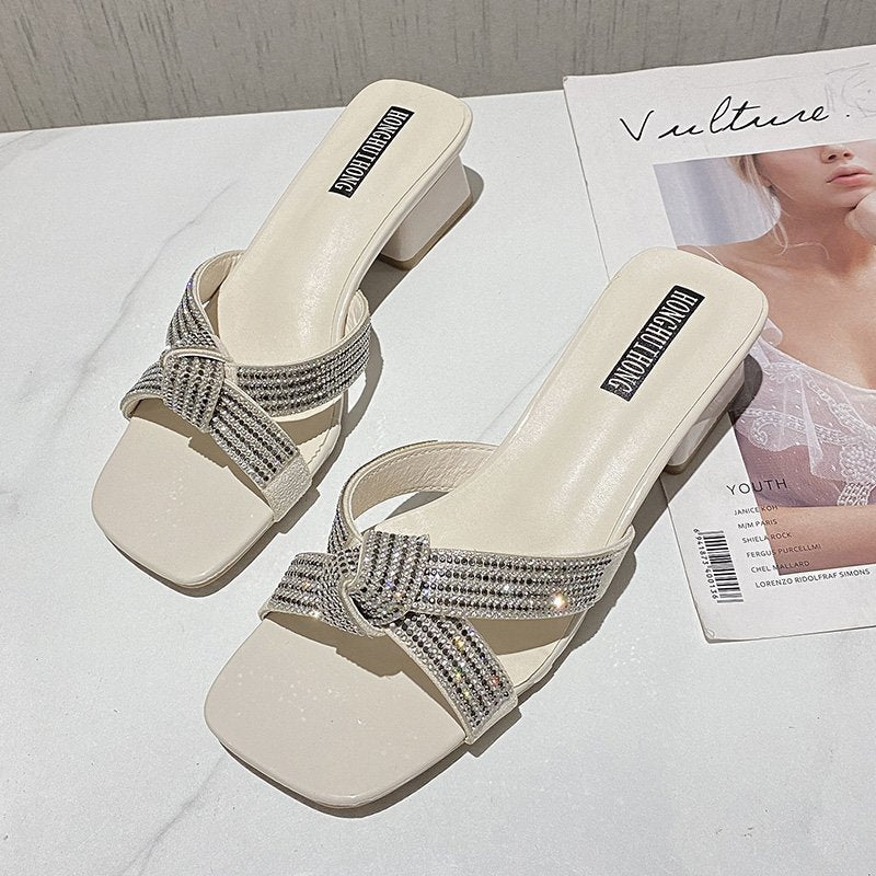 Sandales élégantes pour dames avec ornements en strass et talon bloc confortable Chic und Stil