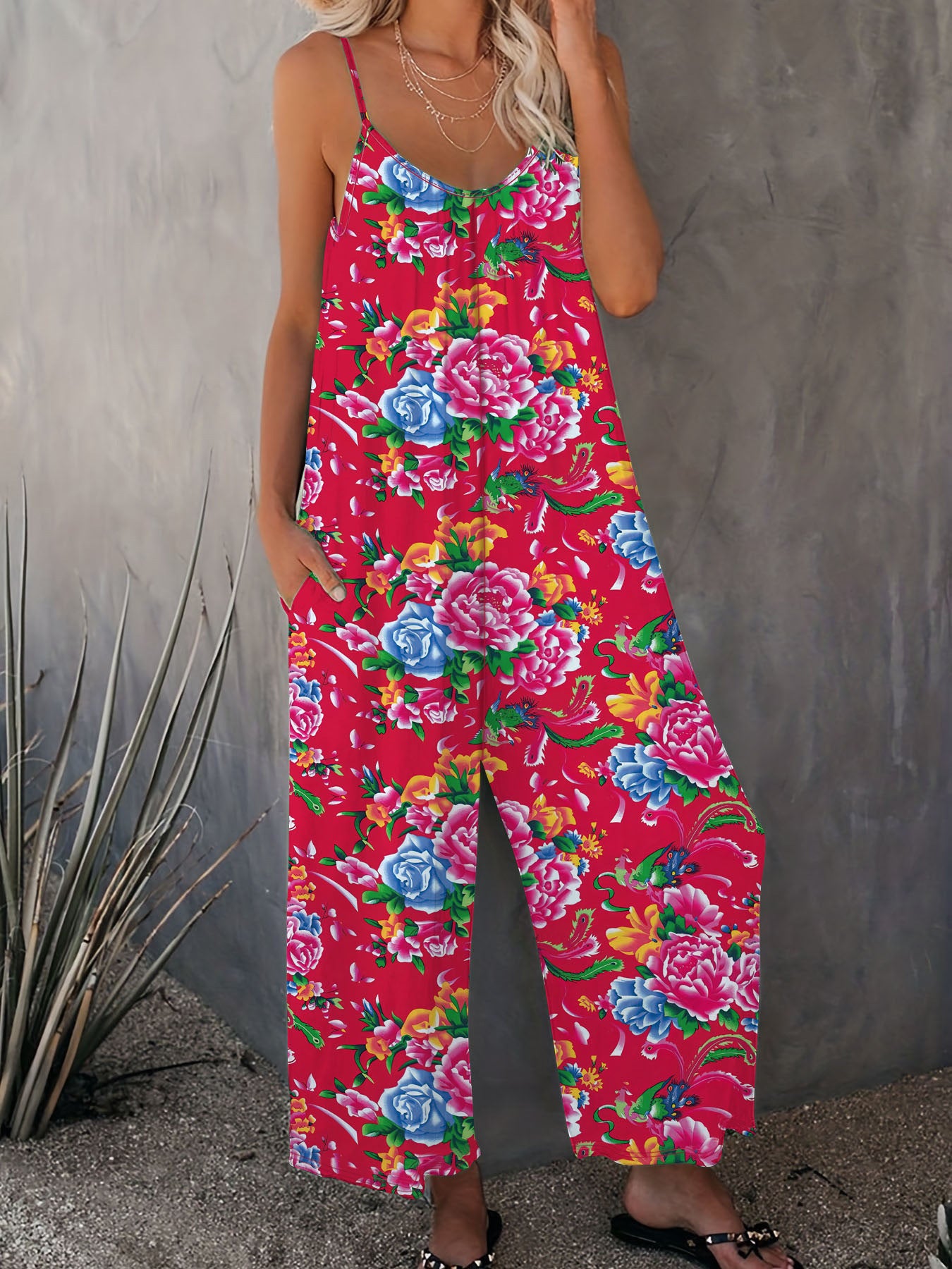 Dame combinaison légère avec design floral et bretelles réglables Chic und Stil