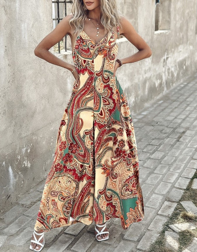 Robe maxi pour femmes avec un motif paisley vivant
