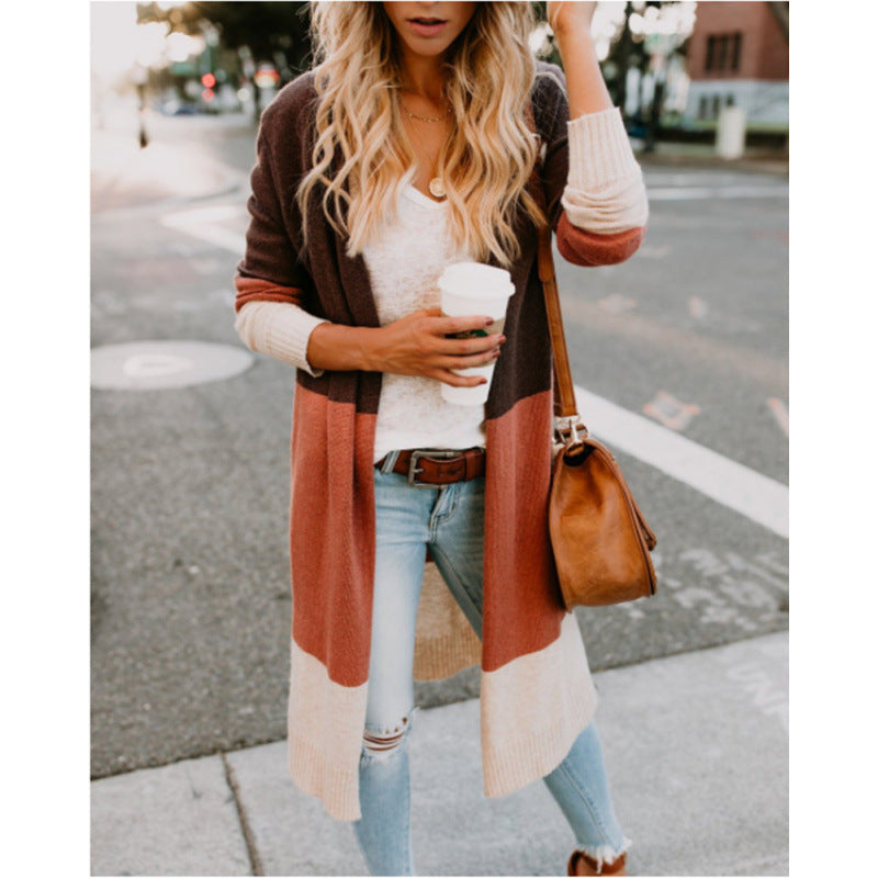 Cardigan en tricot décontracté pour femmes avec des détails modernes en blocs de couleur et des manches longues Chic und Stil
