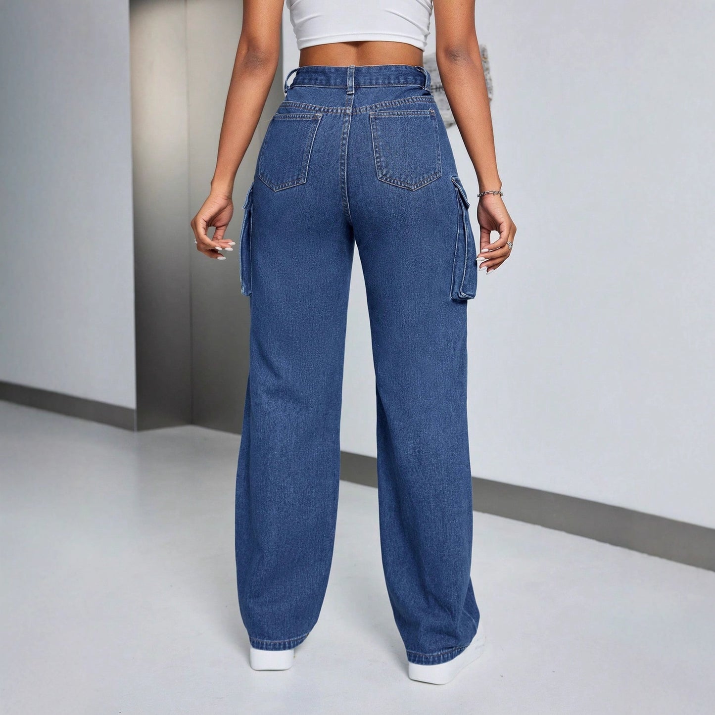 Pantalon cargo pour femmes en coupe décontractée et ample avec poches pratiques Chic und Stil