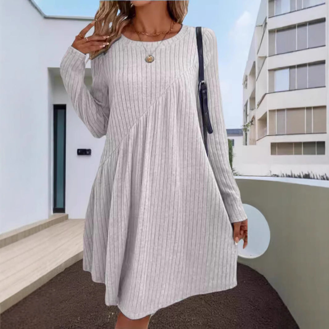 Robe en tricot décontractée pour femmes avec manches longues et ourlet asymétrique Chic und Stil