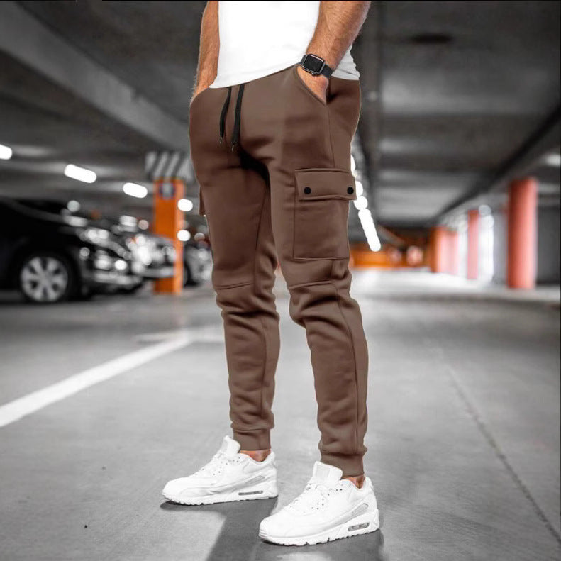 Pantalon de jogging cargo moderne pour hommes avec taille élastique et poches pratiques Chic und Stil
