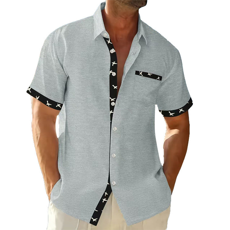 Chemise décontractée à manches courtes pour hommes avec un col unique et un design rayé Chic und Stil