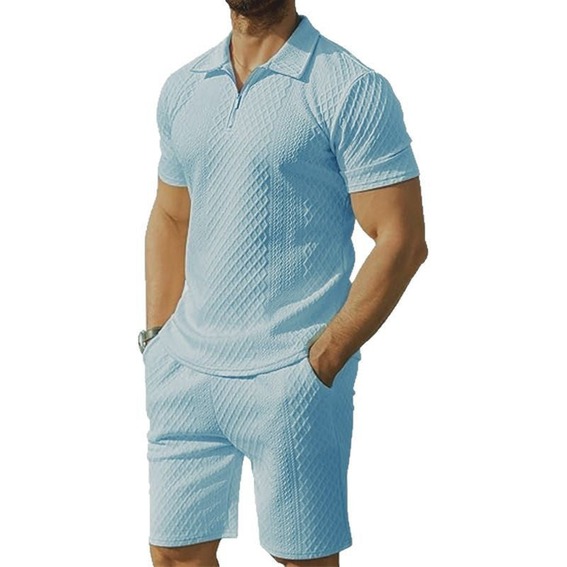 Chemise polo courte pour hommes à la mode avec design en structure imprégné et shorts assortis Chic und Stil