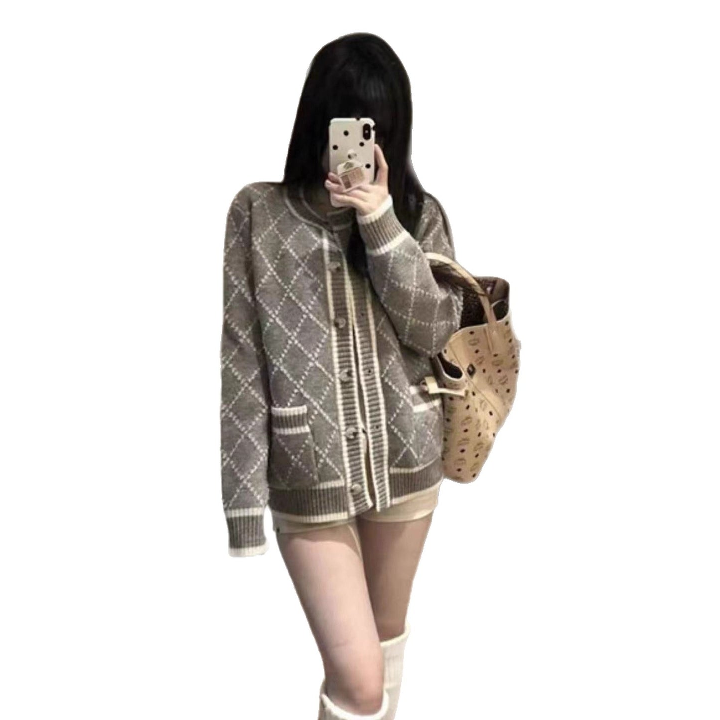 Cardigan en tricot féminin à motif losange élégant et boutons dorés Chic und Stil