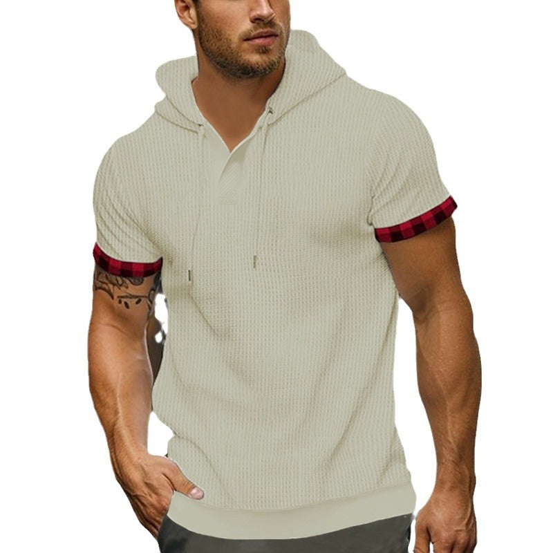 Chemise à manches courtes sportive pour hommes avec capuche et détails à carreaux Chic und Stil