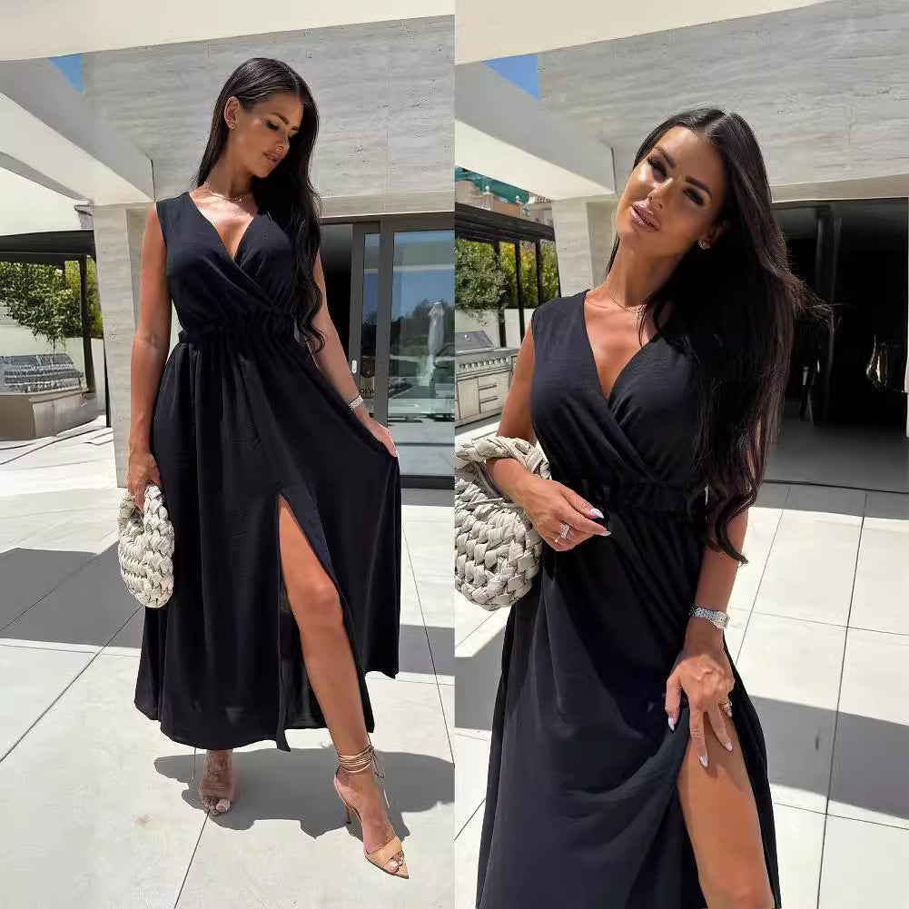 Chic and stylish women's flowing maxi dress with high slit