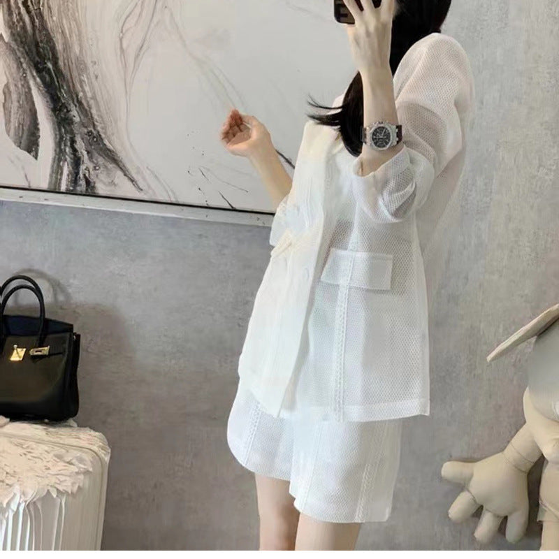 Ensemble de veste à double boutonnage texturé et shorts pour femmes Chic und Stil
