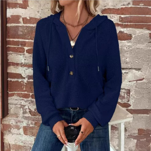 Pull à capuche décontracté pour femmes avec des détails en boutons et un tissu structuré Chic und Stil