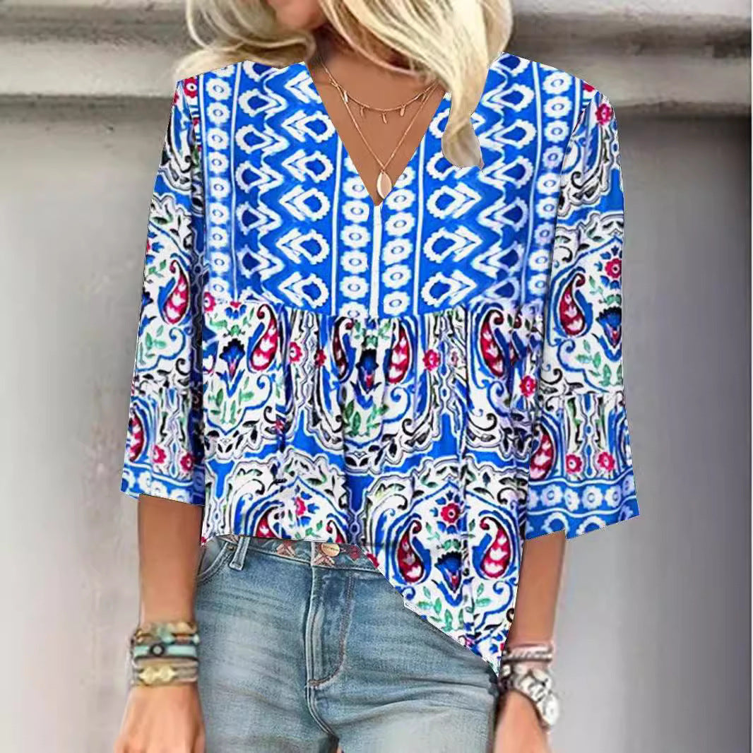 Tunique femme avec un design asymétrique original et un motif floral Chic und Stil