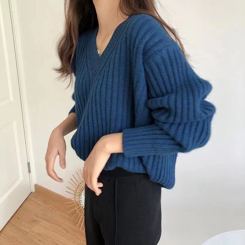 Pull femme à col en V avec texture en côtes Chic und Stil