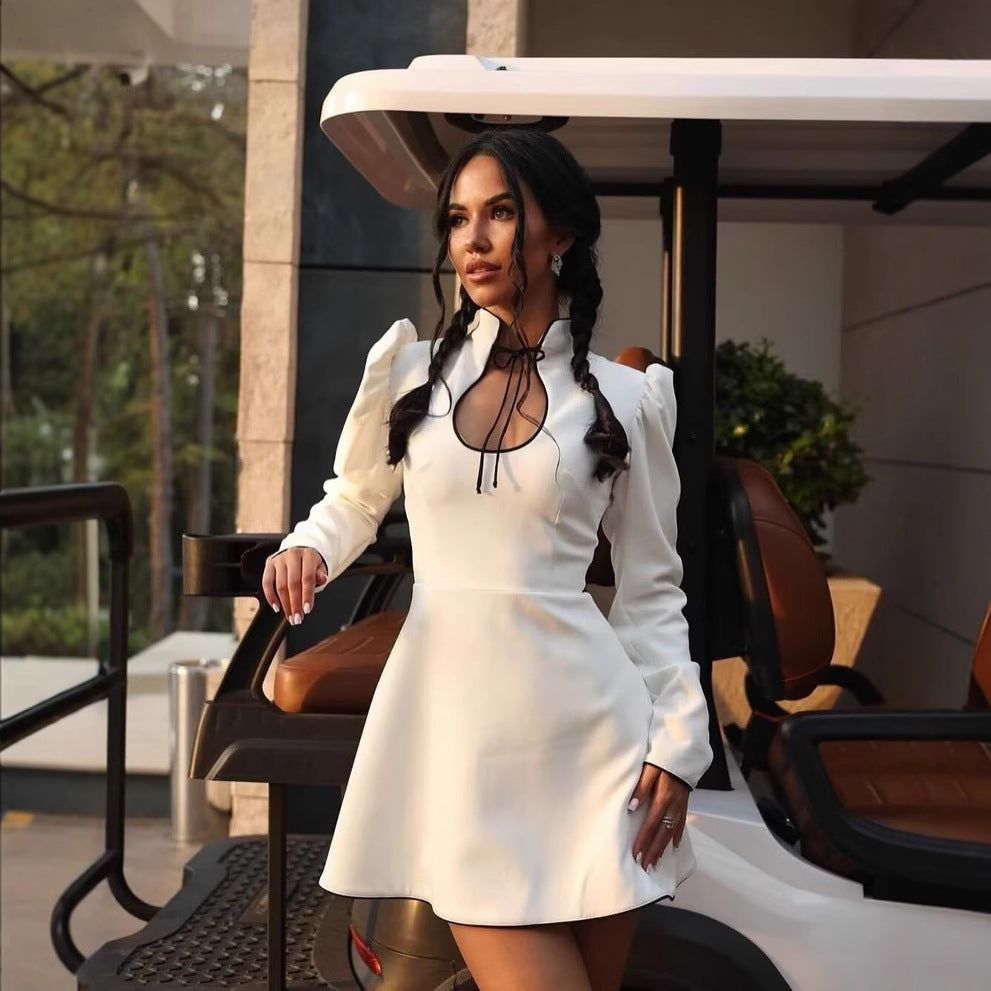 Robe chemise élégante pour femmes avec col à volants et accent noué Chic und Stil