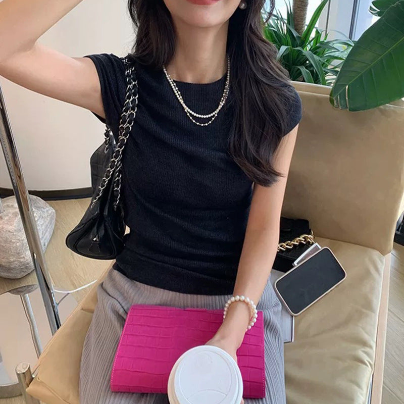 Top à manches courtes ajusté en ribbe pour femmes Chic und Stil