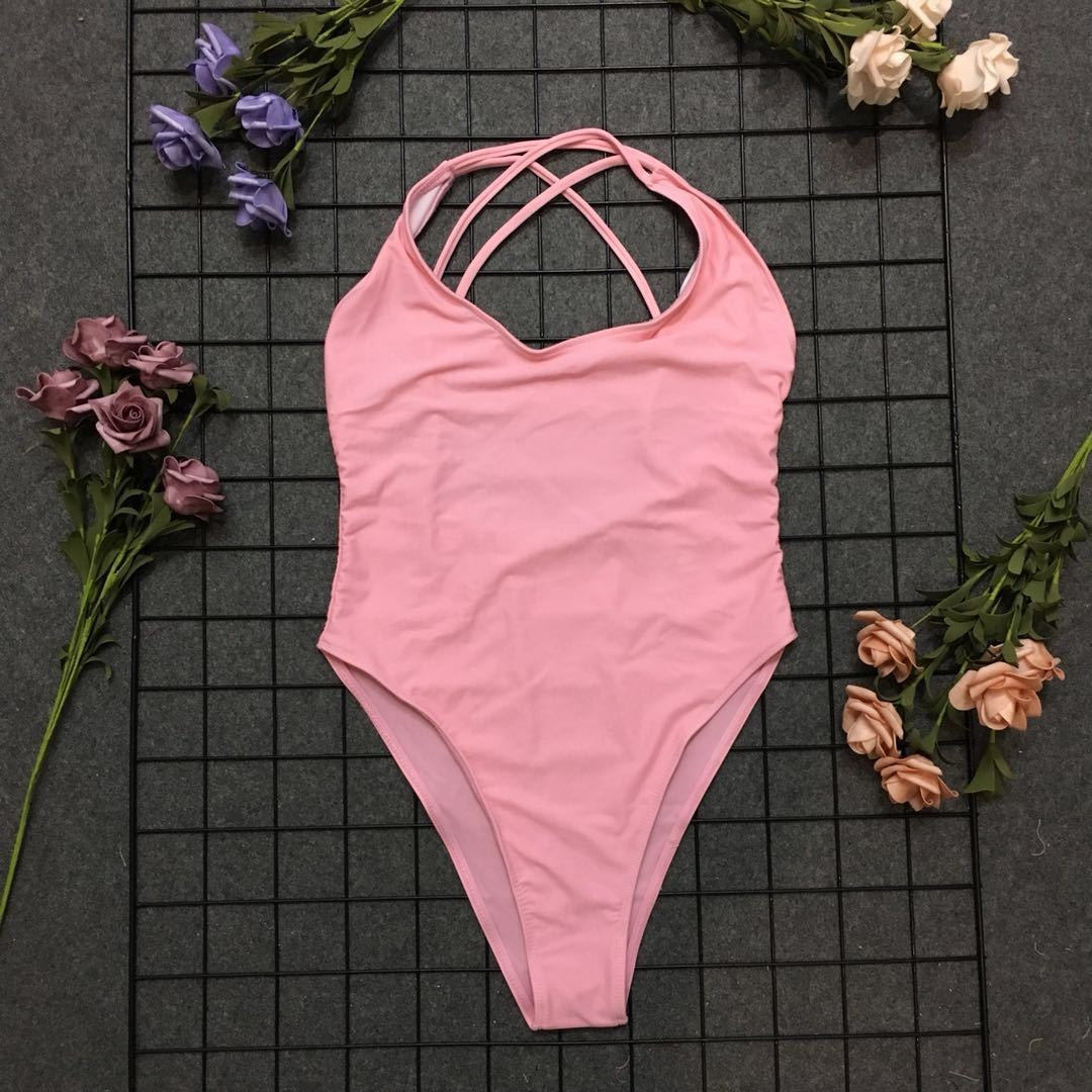 Maillot de bain de sport pour dames avec dos croisé Chic und Stil