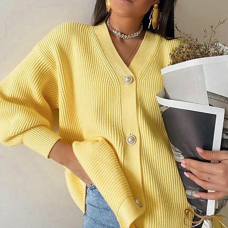 Cardigan en gros tricot pour femmes avec élégants boutons en perles Chic und Stil