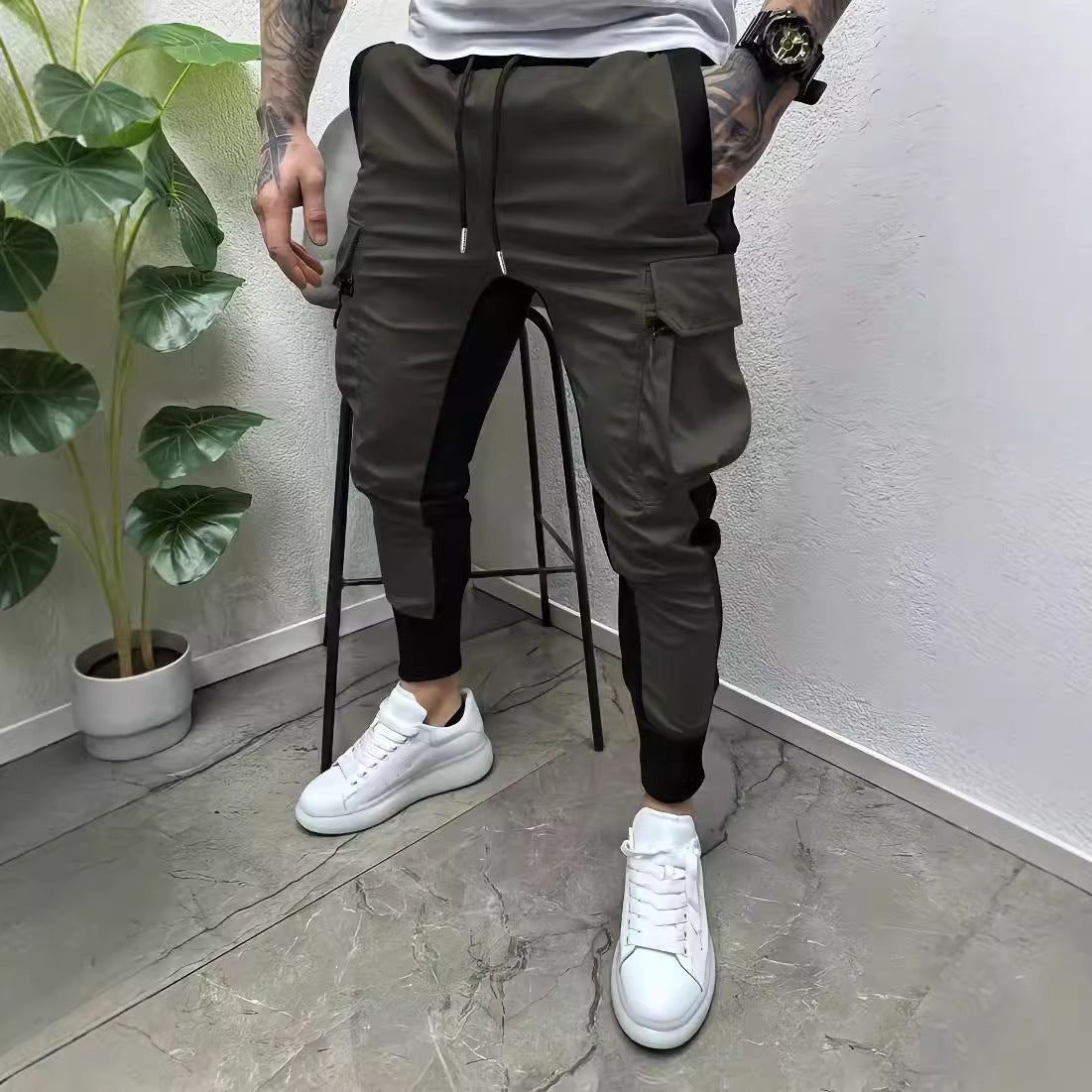 Pantalon de jogging cargo moderne pour hommes Chic und Stil