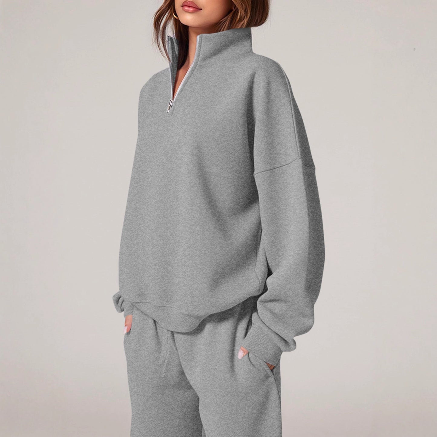 Ensemble de sweatpants décontracté pour femmes avec col montant et fermeture éclair Chic und Stil