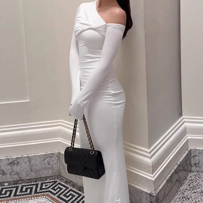 Robe maxi bodycon élégante pour femmes avec coupe asymétrique et décolleté plongeant Chic und Stil