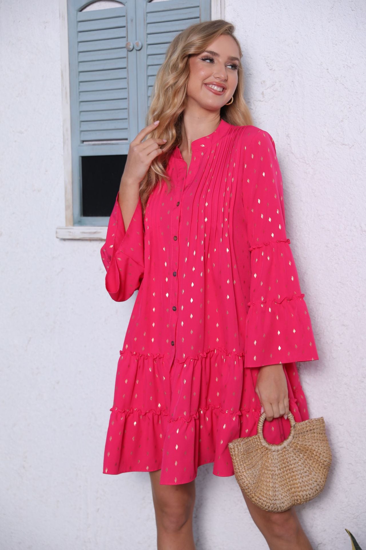 Robe chemise décontractée pour femmes avec détails volantés et patte de boutonnage Chic und Stil