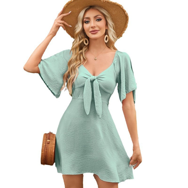 Robe d'été pour femmes avec un design de nœud élégant Chic und Stil