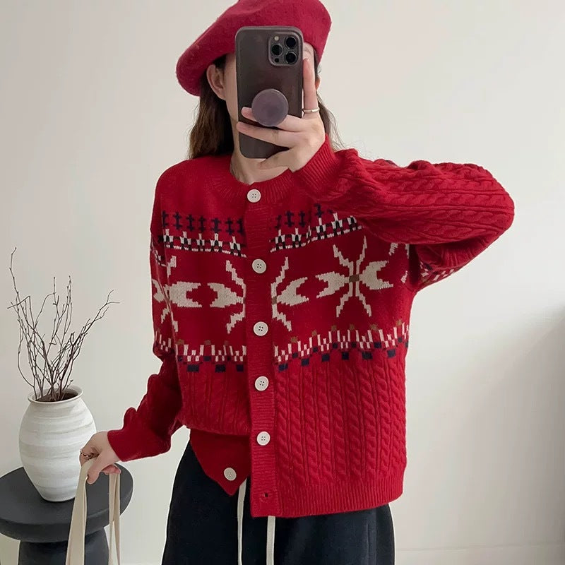 Cardigan en gros tricot pour femmes avec motif en torsades décoratif et détails de boutons Chic und Stil