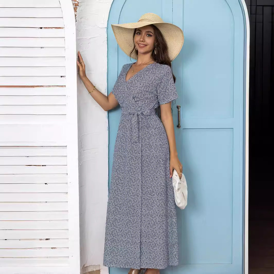 Robe maxi à encolure en V à imprimé floral Chic und Stil