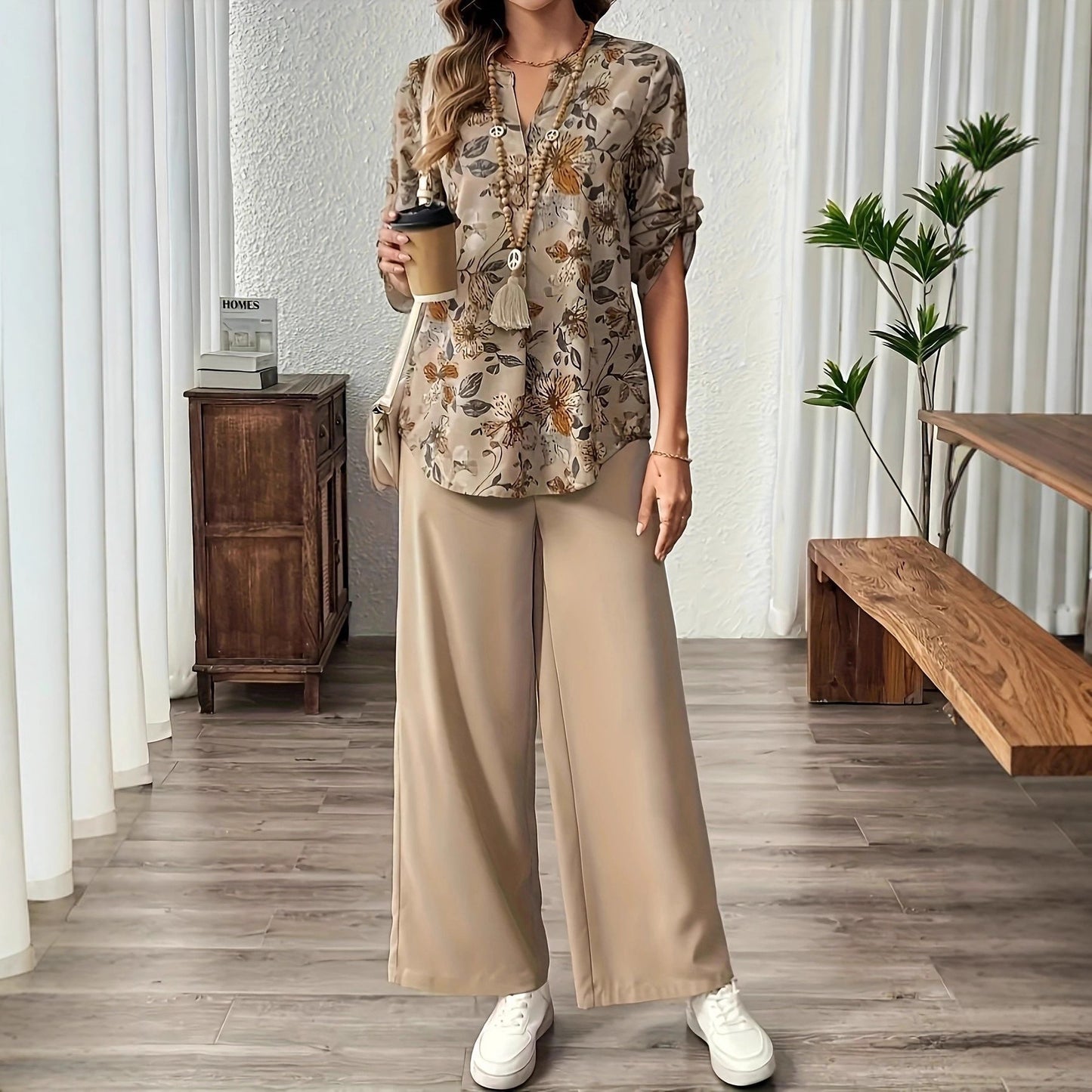 Blouse chemise pour femmes avec motif floral Chic und Stil