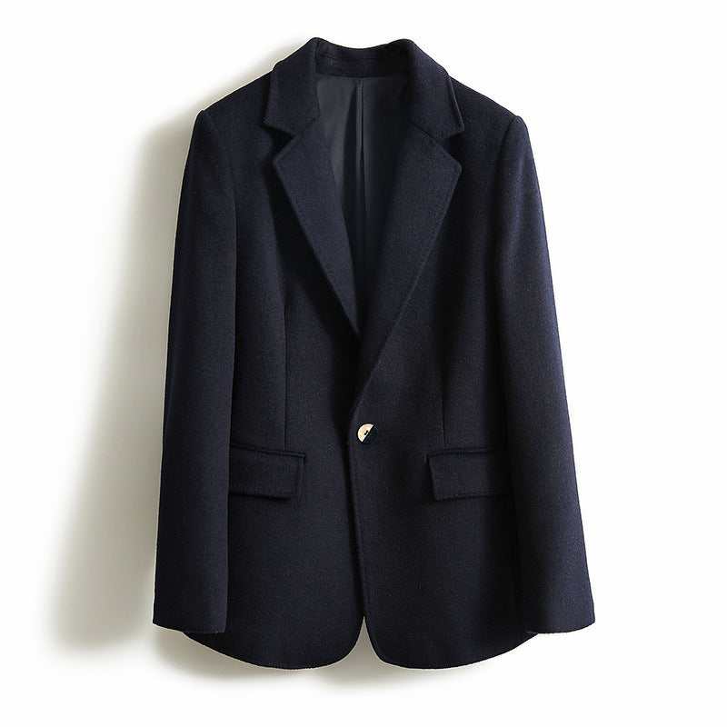 Blazer structuré pour femmes avec boutons décoratifs Chic und Stil