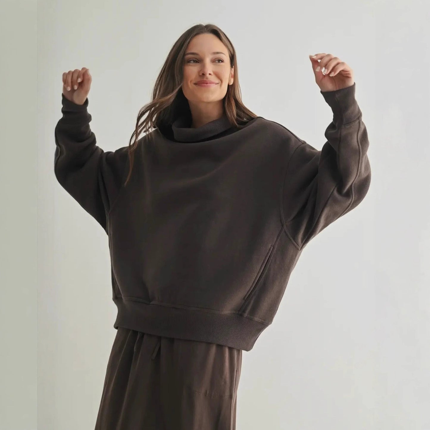 Pull oversized pour femmes avec col montant et coupe décontractée Chic und Stil