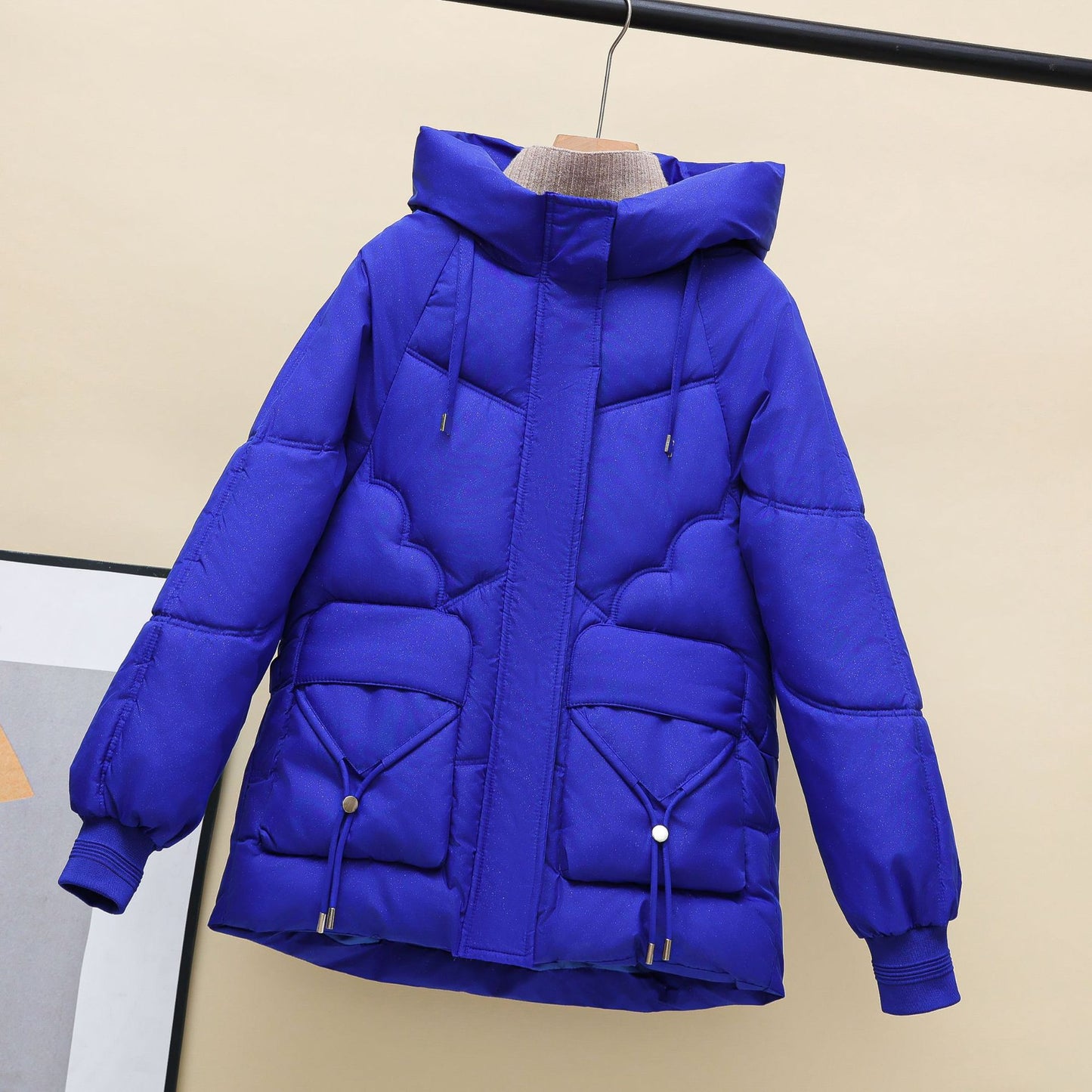 Dames doudoune d'hiver matelassée avec capuche et détails en forme de cœur Chic und Stil