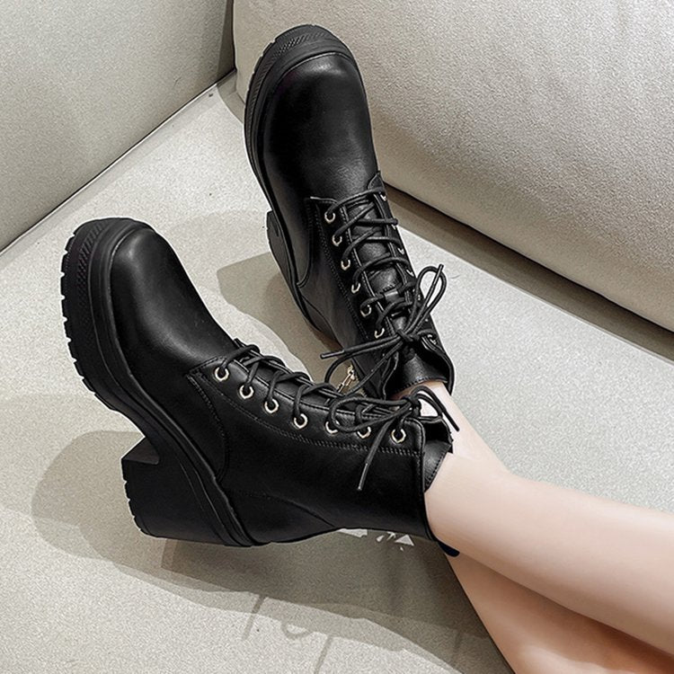 Bottes à plateforme féminines à construction lacable et profil robuste Chic und Stil