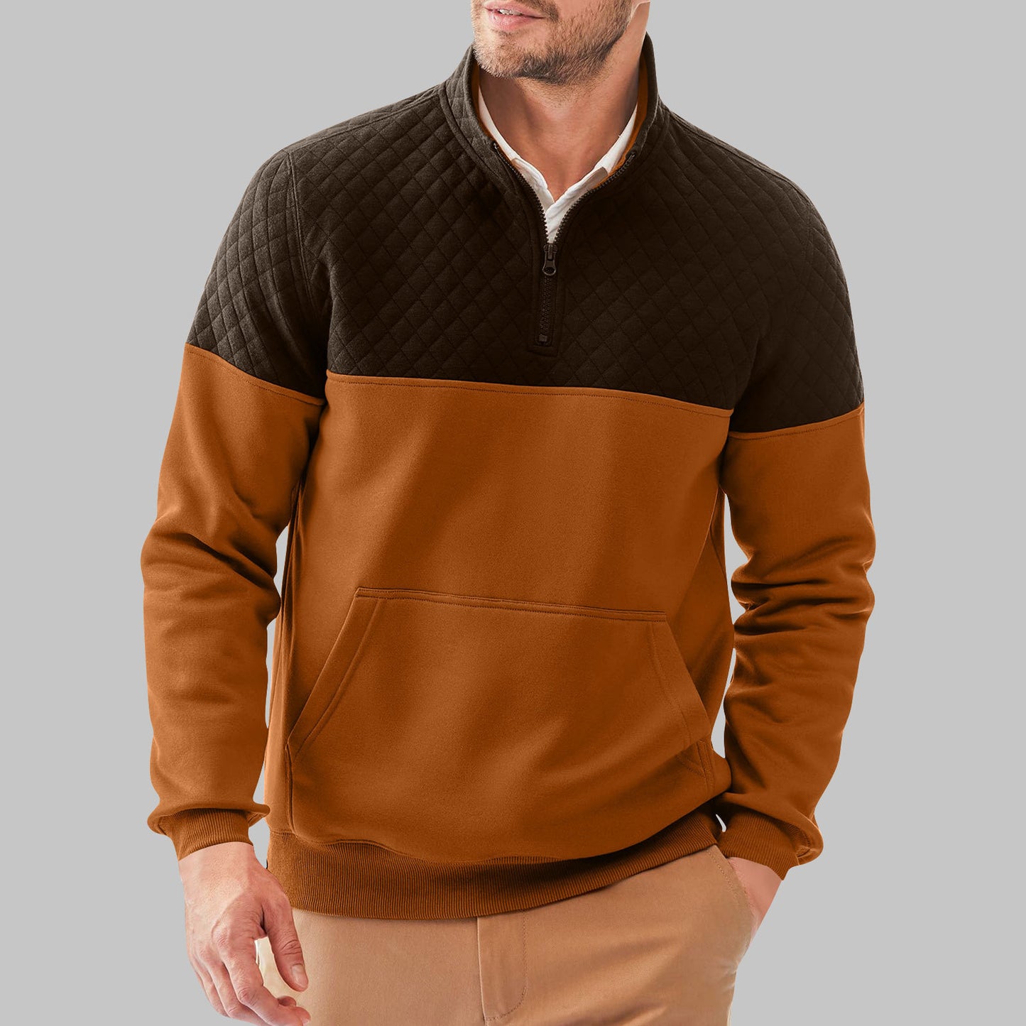 Pull-over en polaire pour hommes avec détails matelassés et col haut Chic und Stil