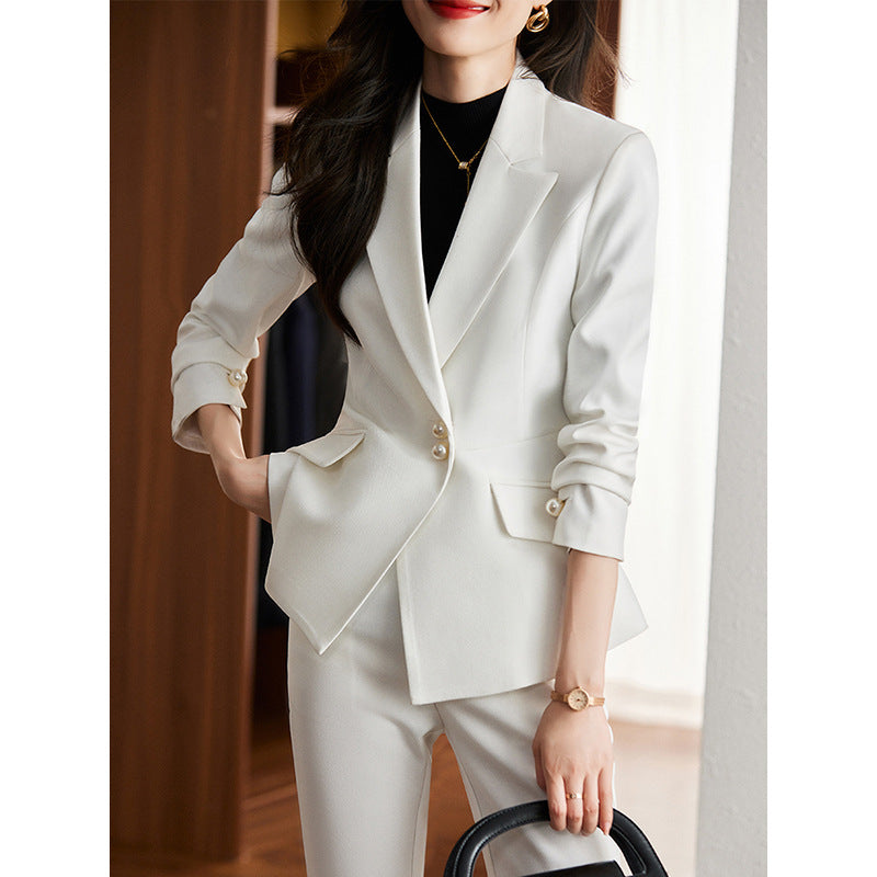 Veste classique ajustée pour femmes avec boutons décoratifs Chic und Stil