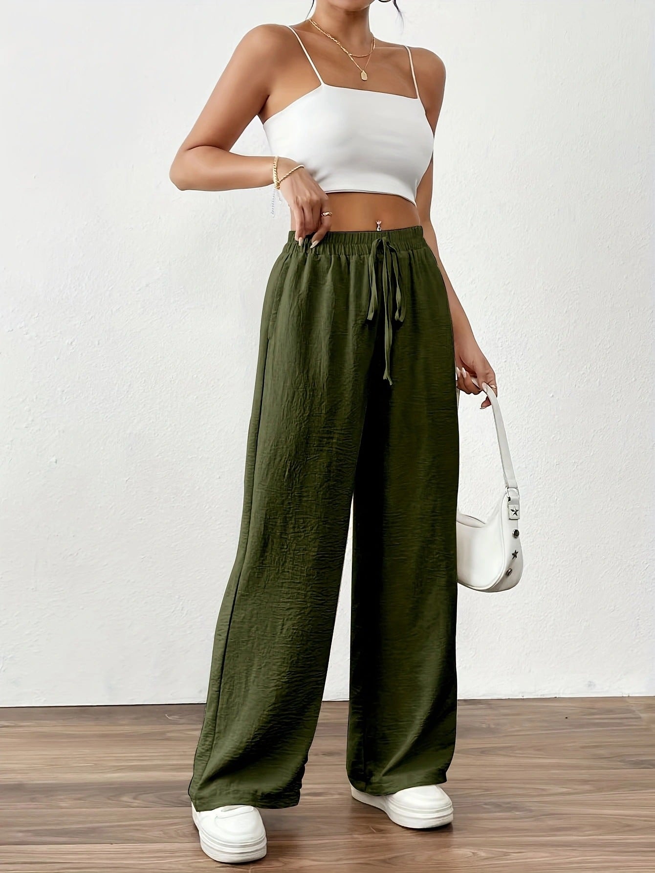 Wide Palazzo pants for women with elastic waistband and adjustable tie cord Chic and Style