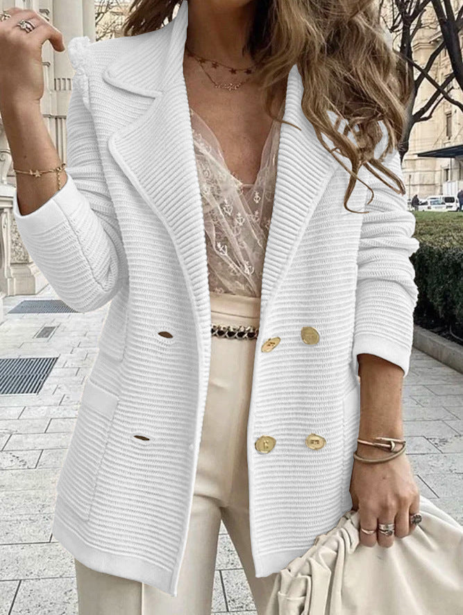 Blazer en tricot pour femmes avec double rangée de boutons et design structuré Chic und Stil