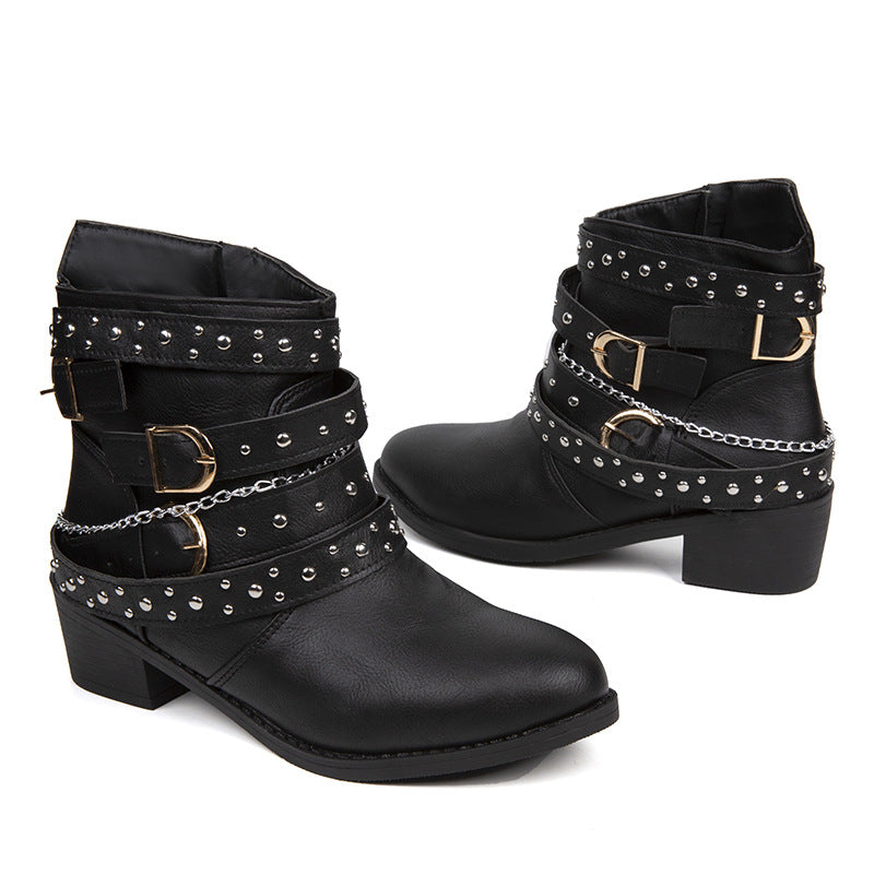 Bottines pour femmes avec des boucles tendance et des clous décoratifs Chic und Stil