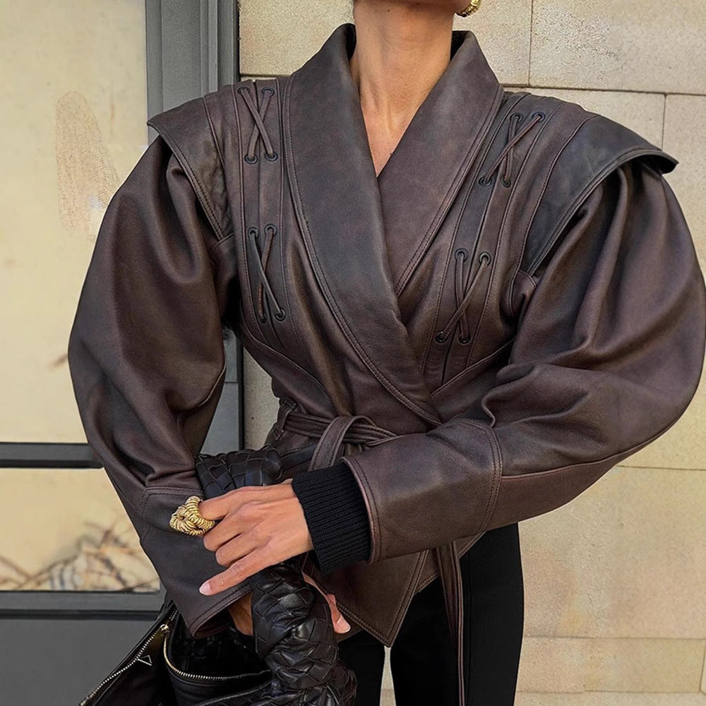 Blazer en cuir pour femmes avec des lacets décoratifs Chic und Stil