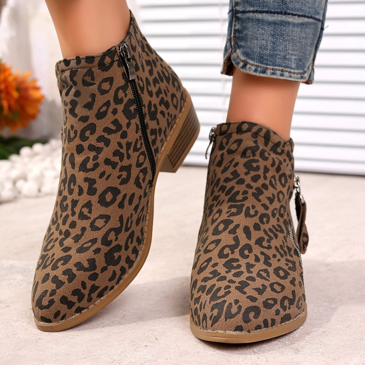 Bottines pour femmes avec un élégant motif léopard et une fermeture éclair élégante Chic und Stil