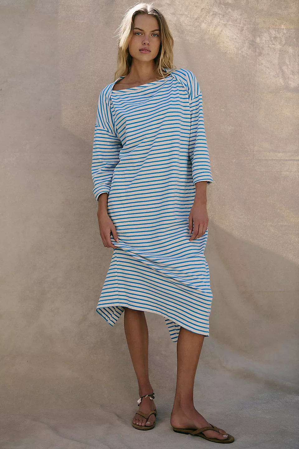 Robe de plage pour femmes avec manches longues et design rayé Chic und Stil