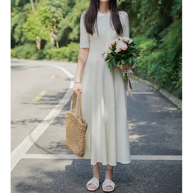 Robe midi élégante pour femmes en tissu doux et fluide Chic und Stil