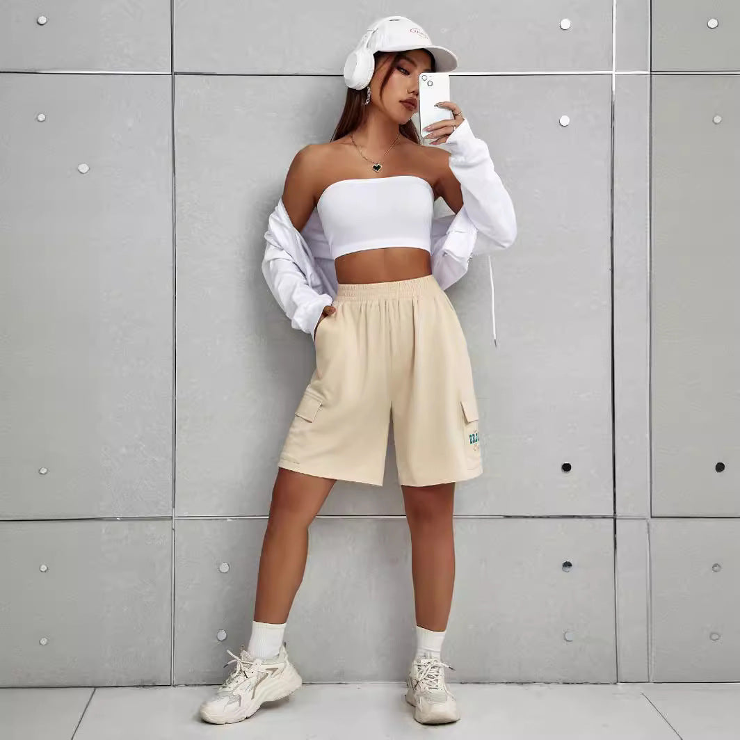 Shorts cargo pour femmes avec taille élastique et poches pratiques Chic und Stil