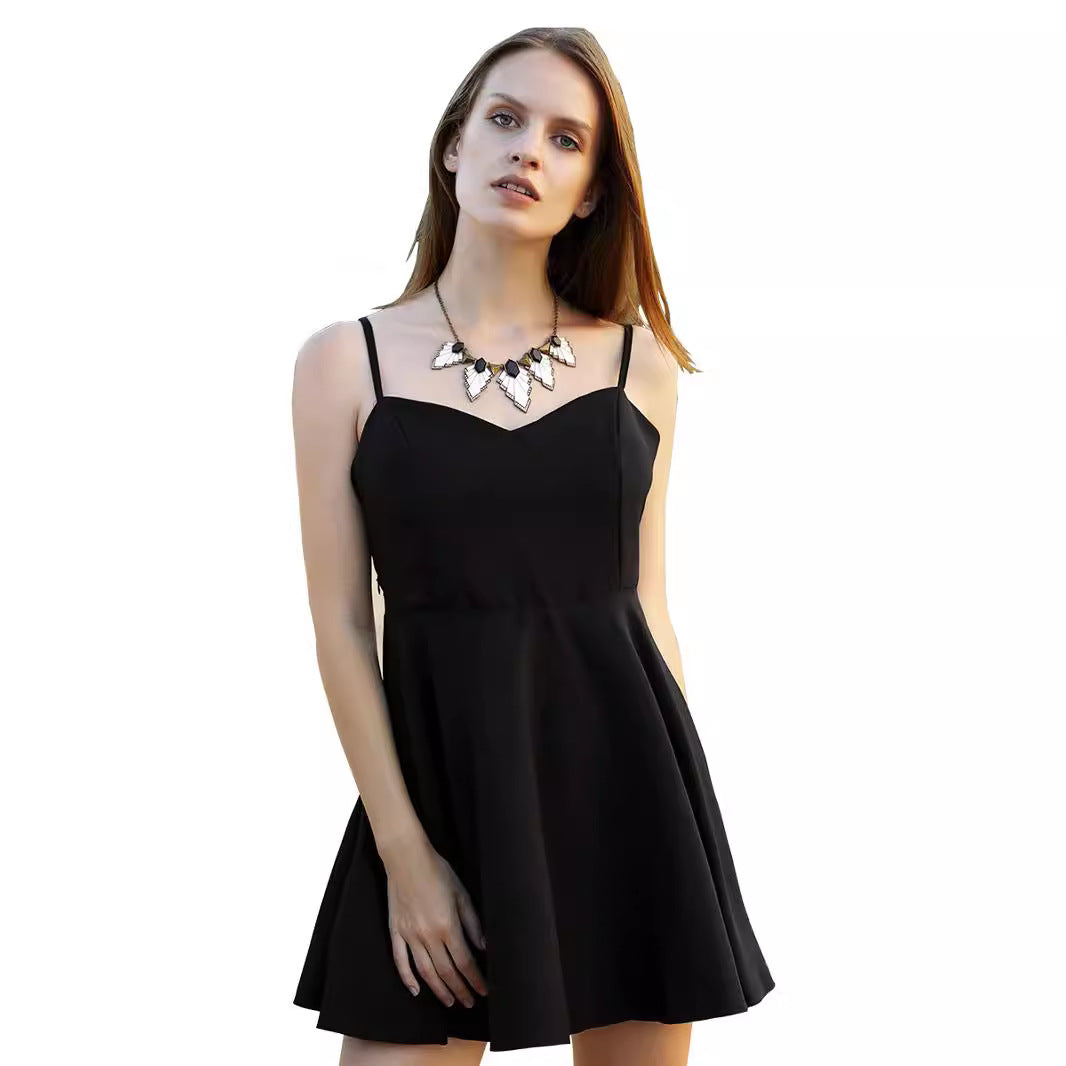 Robe femme avec bretelles spaghetti et coupe en A Chic und Stil